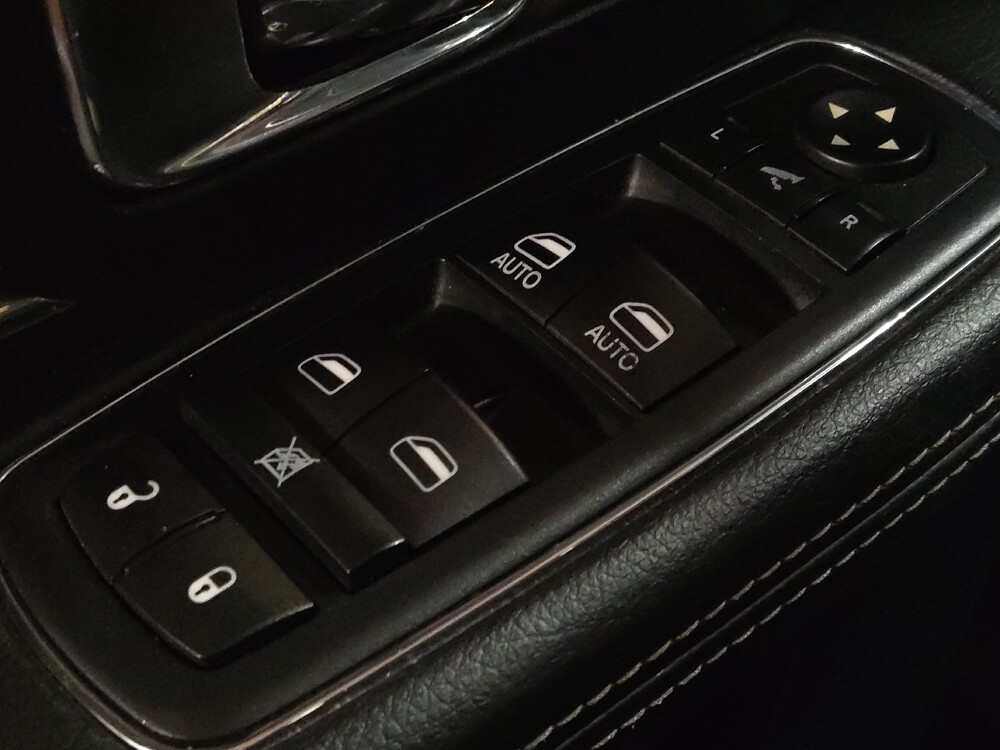 2016 RAM 1500 in Pensacola, FL 32505 - 18124728 27