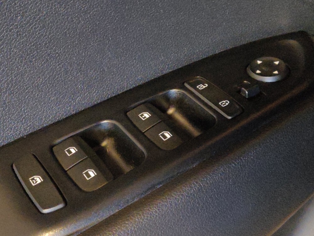 2021 Hyundai Venue in West Palm Beach, FL 33409 - 18124729 27