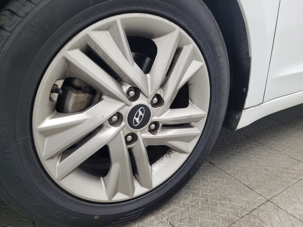 2019 Hyundai Elantra in Pensacola, FL 32505 - 18124731 31