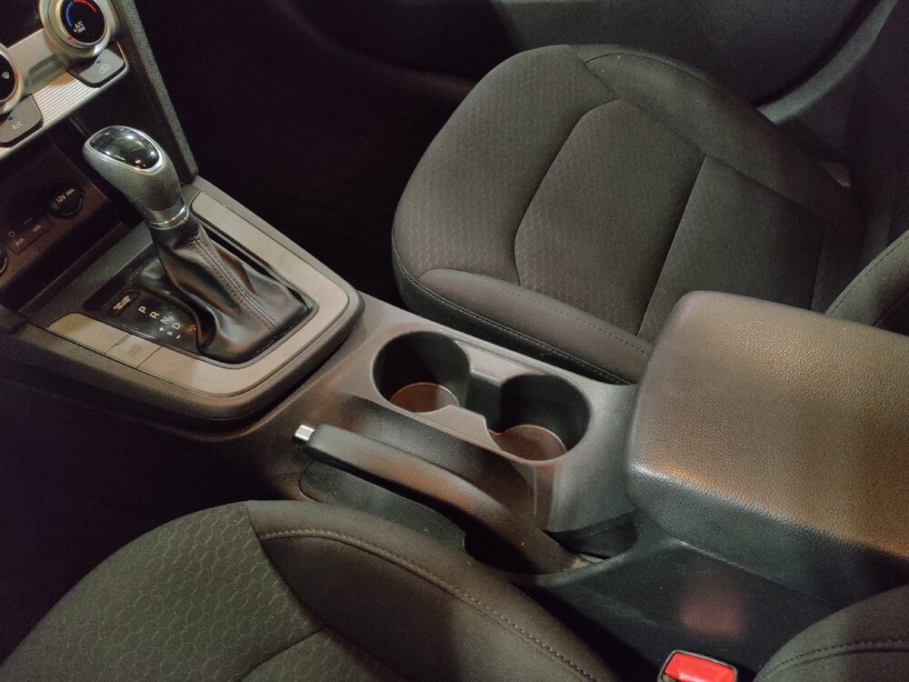 2019 Hyundai Elantra in Pensacola, FL 32505 - 18124731 26