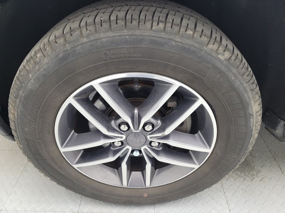 2019 Jeep Grand Cherokee in Gastonia, NC 28056 - 18124736 31