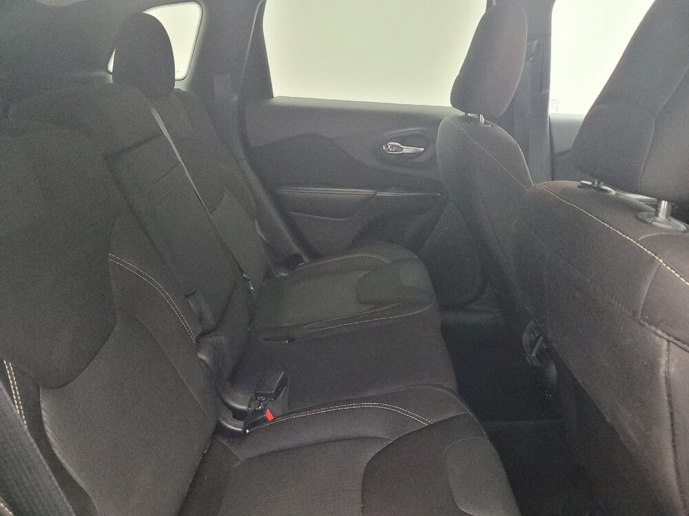 2015 Jeep Cherokee in Charleston, SC 29414 - 18124738 19