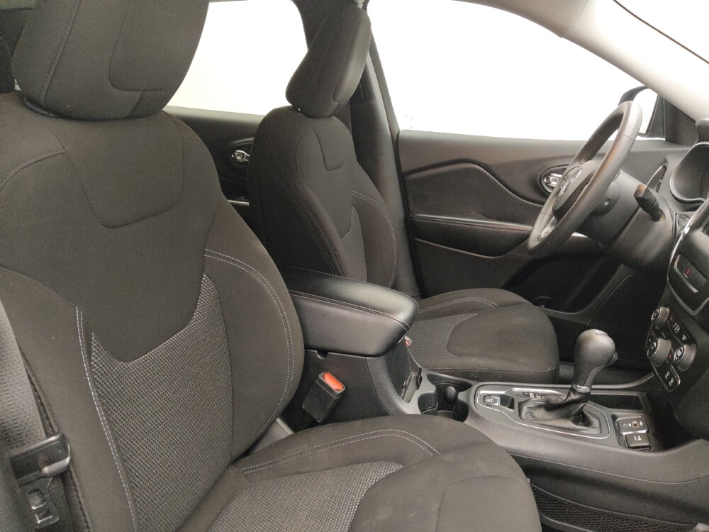 2020 Jeep Cherokee in Conway, SC 29526 - 18124741 21