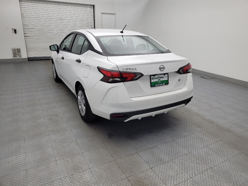 2025 Nissan Versa in Charlotte, NC 28213 - 18124749 5