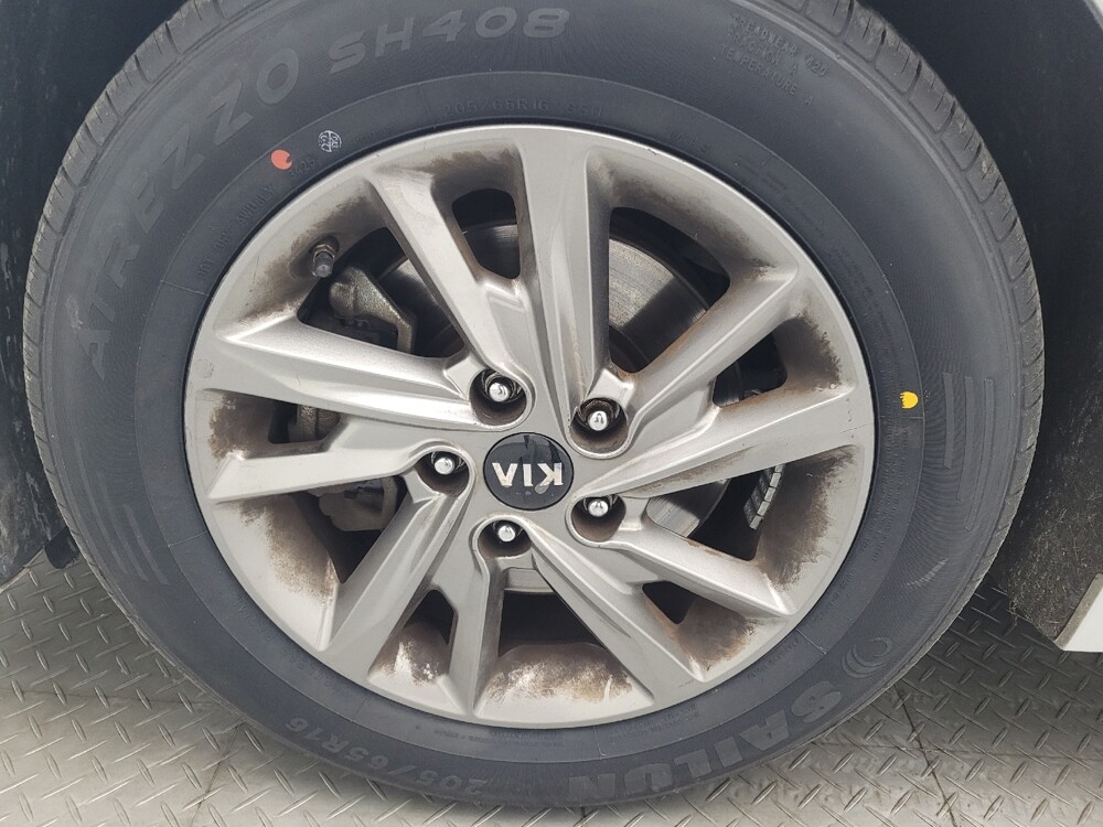 2019 Kia Optima in Greenville, SC 29607 - 18124760 31