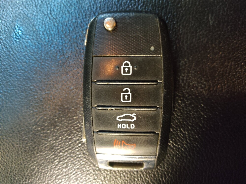 2019 Kia Optima in Greenville, SC 29607 - 18124760 32