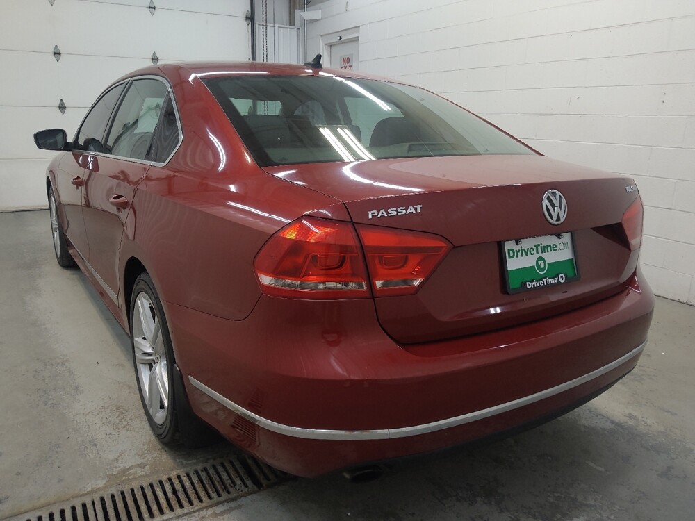 2015 Volkswagen Passat in Fairfield, OH 45014 - 18124790 5