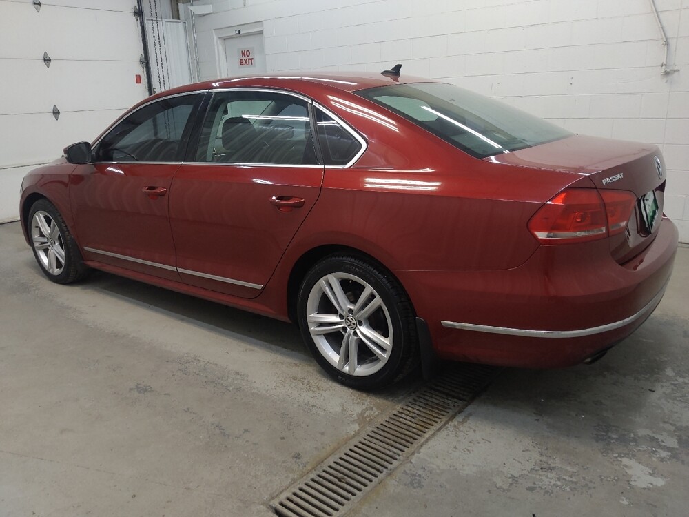 2015 Volkswagen Passat in Fairfield, OH 45014 - 18124790 3