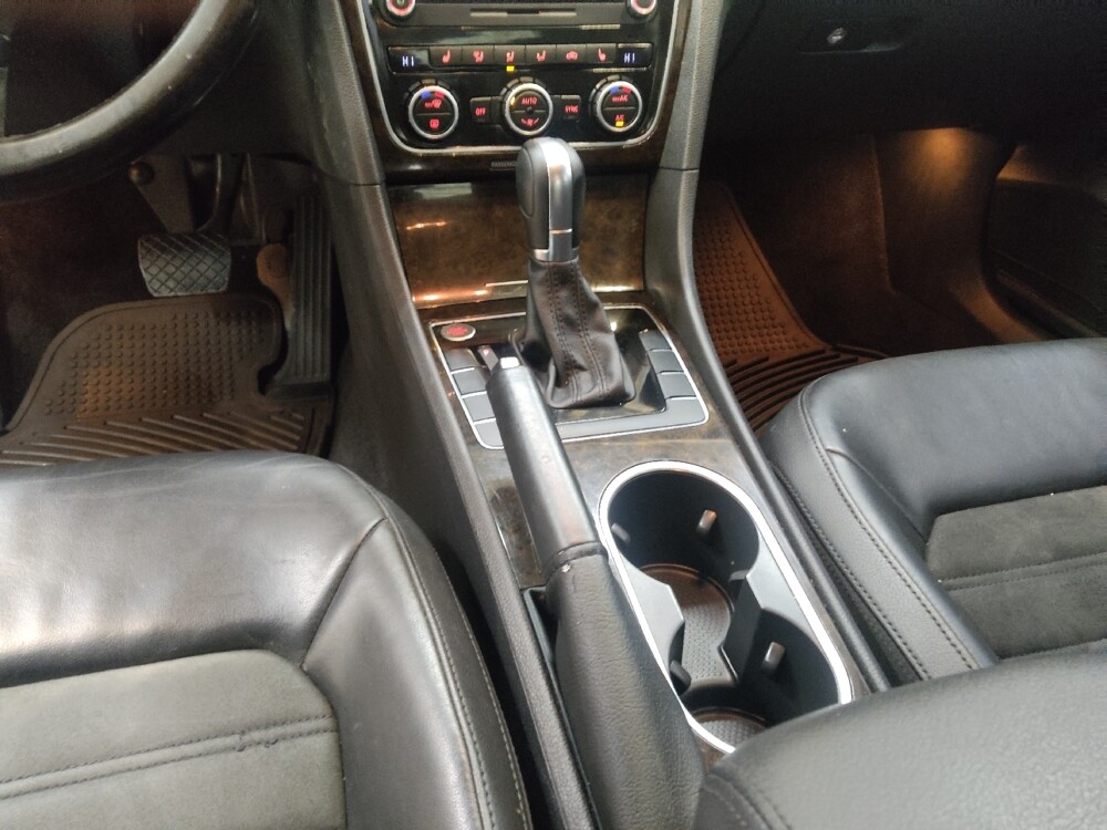 2015 Volkswagen Passat in Fairfield, OH 45014 - 18124790 26
