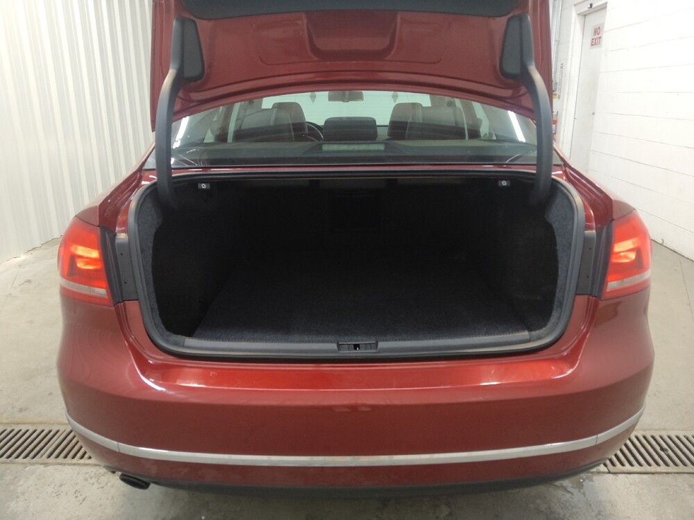2015 Volkswagen Passat in Fairfield, OH 45014 - 18124790 29