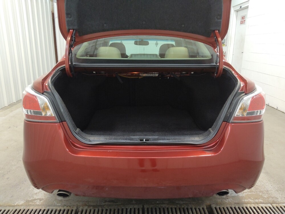 2015 Nissan Altima in Fairfield, OH 45014 - 18124791 29