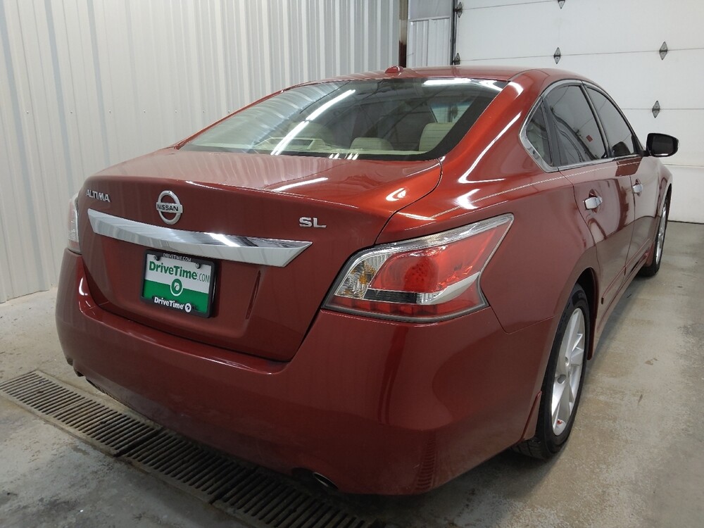 2015 Nissan Altima in Fairfield, OH 45014 - 18124791 9