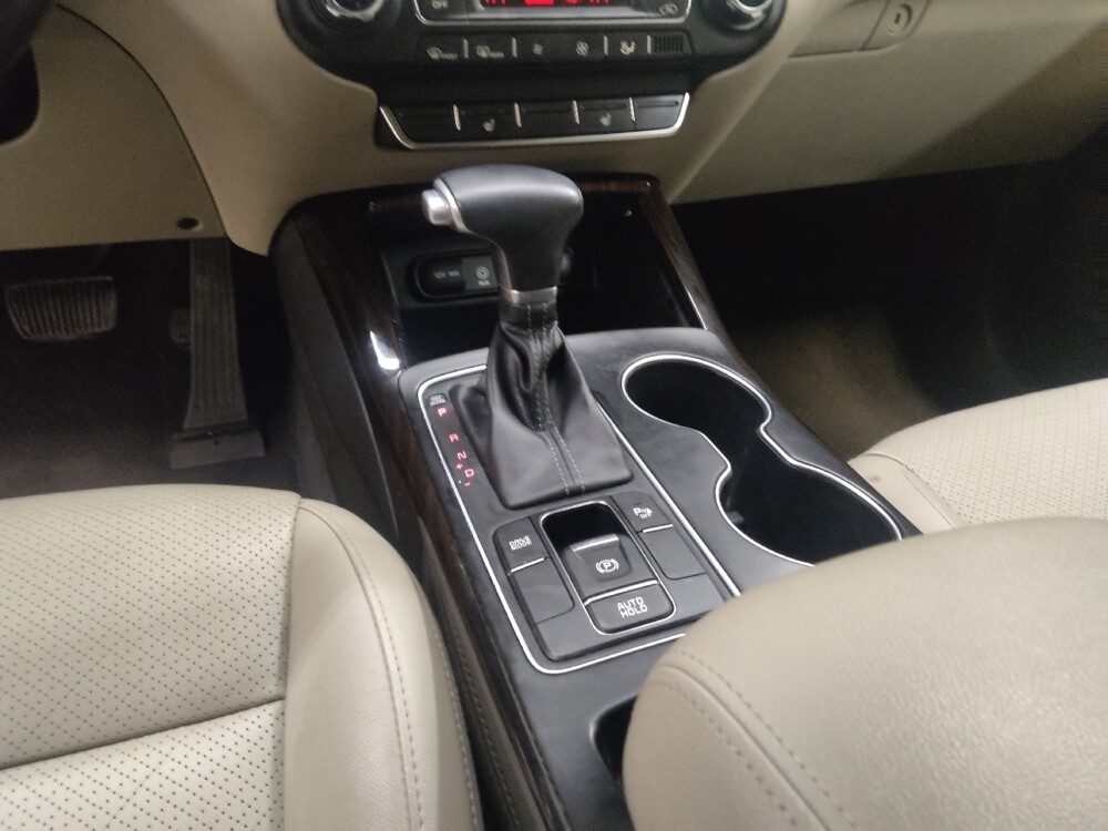 2019 Kia Sorento in Fairfield, OH 45014 - 18124792 26