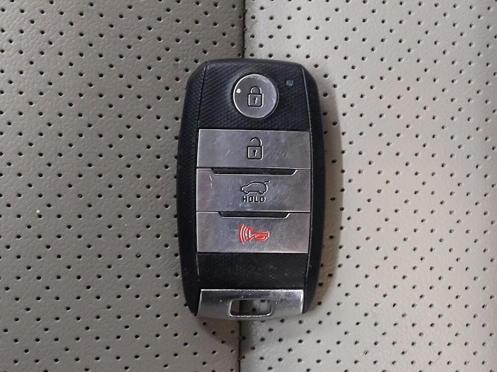 2019 Kia Sorento in Fairfield, OH 45014 - 18124792 32