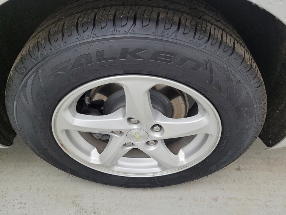 2018 Chevrolet Malibu in Toledo, OH 43617 - 18124797 31