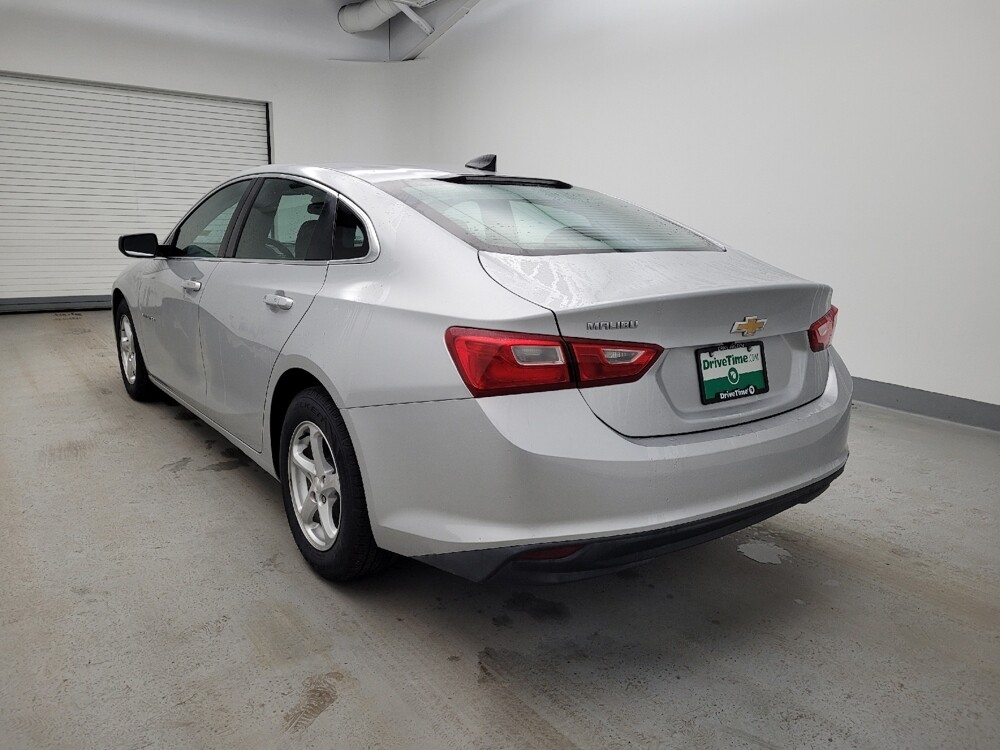 2018 Chevrolet Malibu in Toledo, OH 43617 - 18124797 5