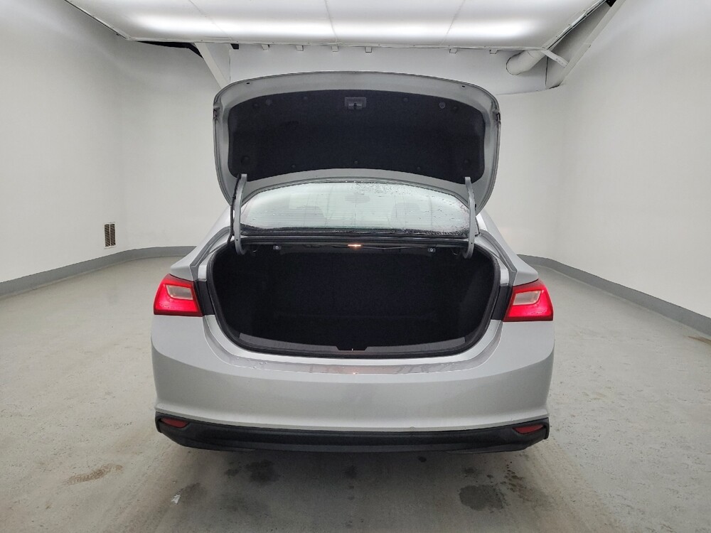 2018 Chevrolet Malibu in Toledo, OH 43617 - 18124797 29