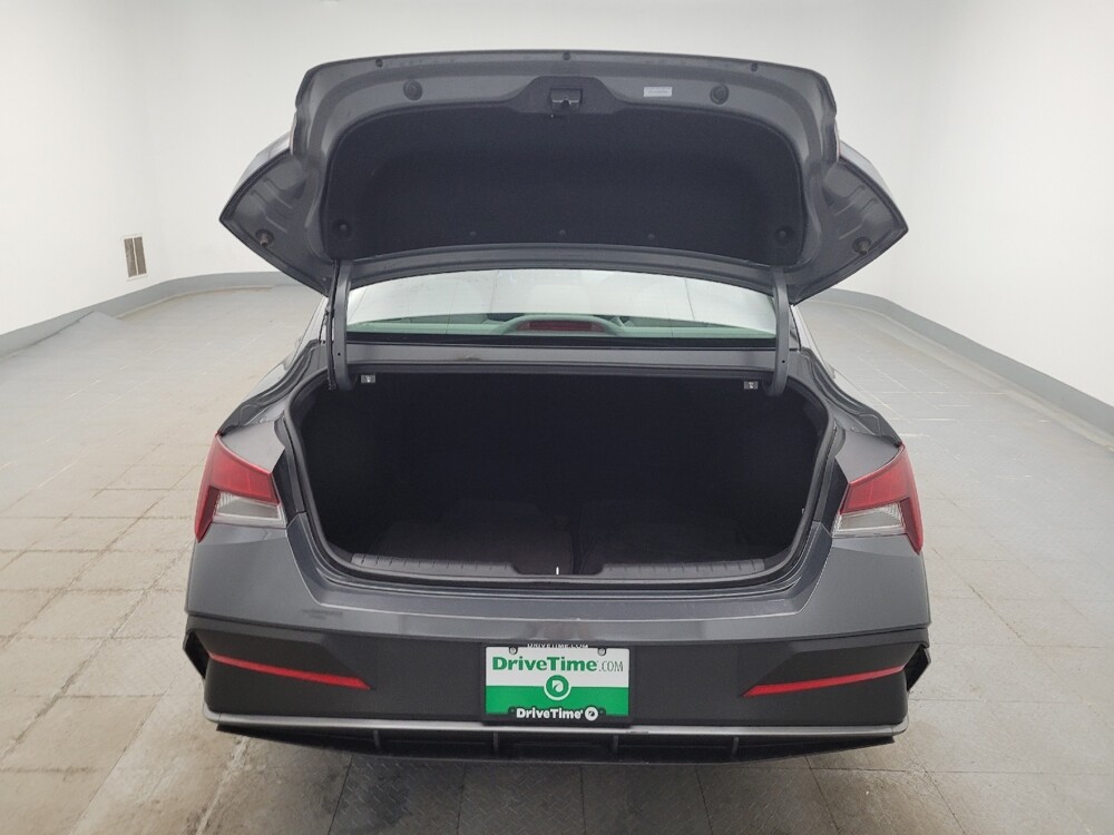 2025 Hyundai Elantra in Toledo, OH 43617 - 18124799 29