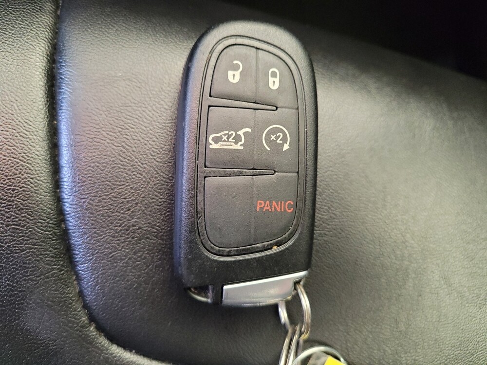 2019 Jeep Cherokee in Toledo, OH 43617 - 18124800 32