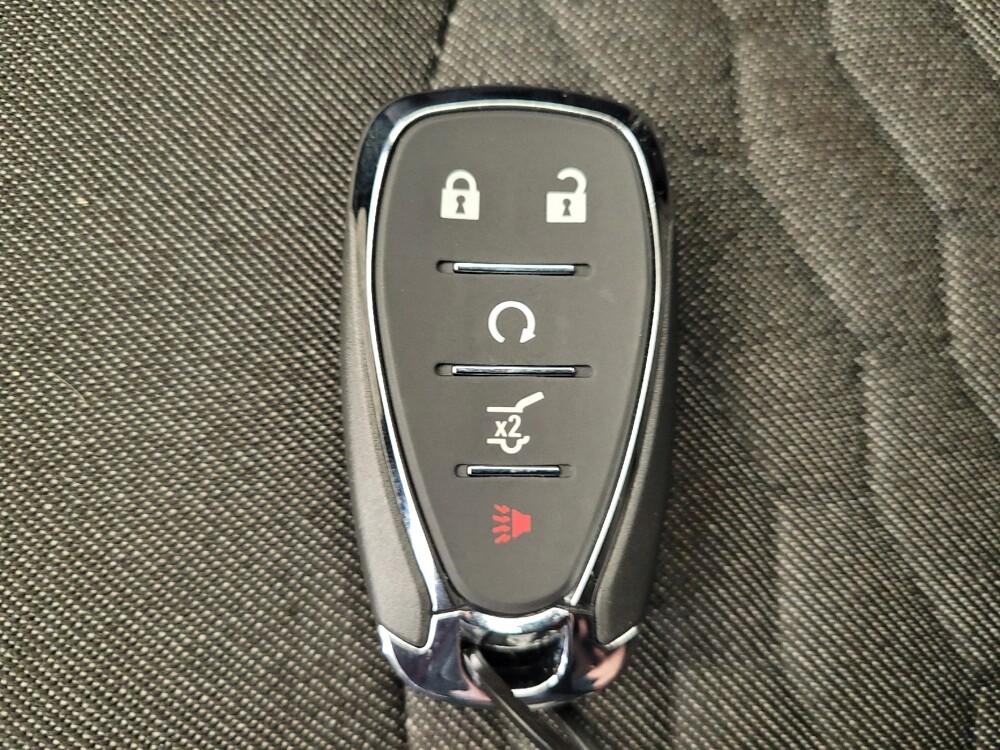 2019 Chevrolet Equinox in Columbus, OH 43228 - 18124802 32