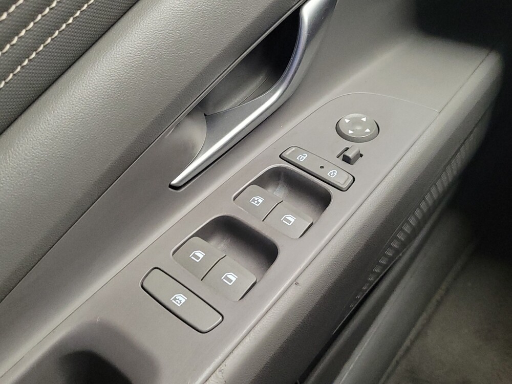 2022 Hyundai Elantra in Toledo, OH 43617 - 18124803 27