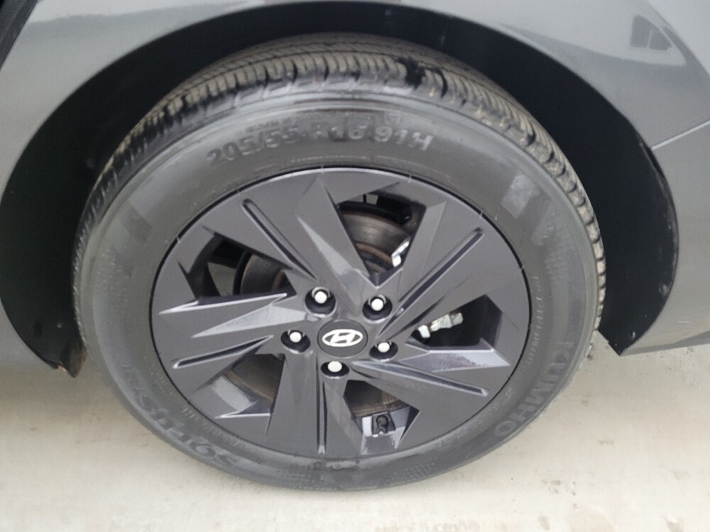 2022 Hyundai Elantra in Toledo, OH 43617 - 18124803 31