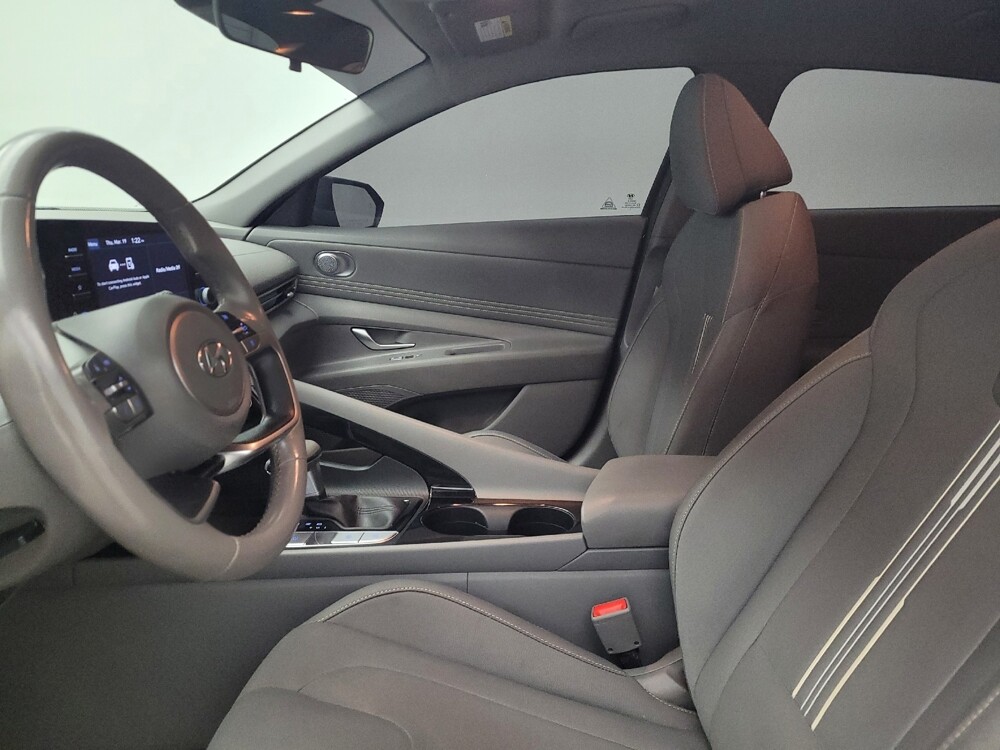 2022 Hyundai Elantra in Toledo, OH 43617 - 18124803 17