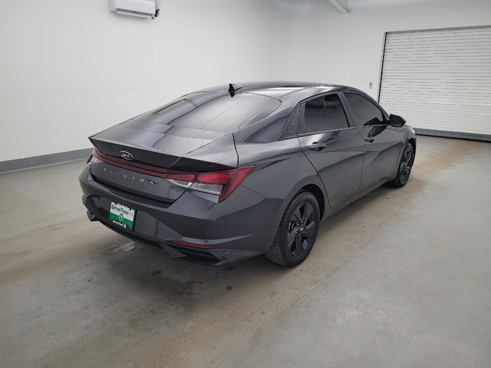 2022 Hyundai Elantra in Toledo, OH 43617 - 18124803 9