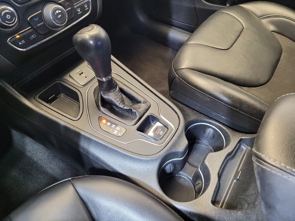 2019 Jeep Cherokee in Toledo, OH 43617 - 18124805 26