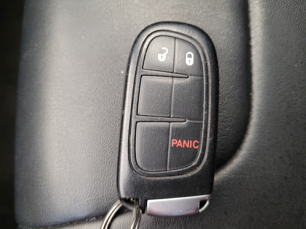 2019 Jeep Cherokee in Toledo, OH 43617 - 18124805 32