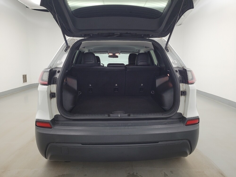 2019 Jeep Cherokee in Toledo, OH 43617 - 18124805 29