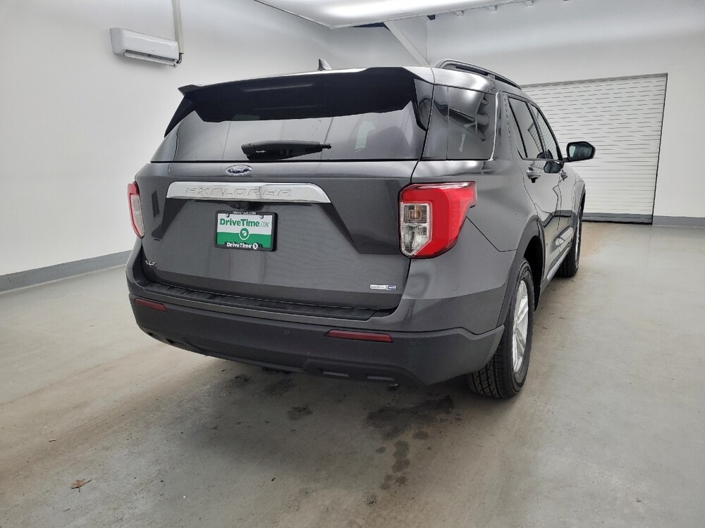 2020 Ford Explorer in Toledo, OH 43617 - 18124806 7