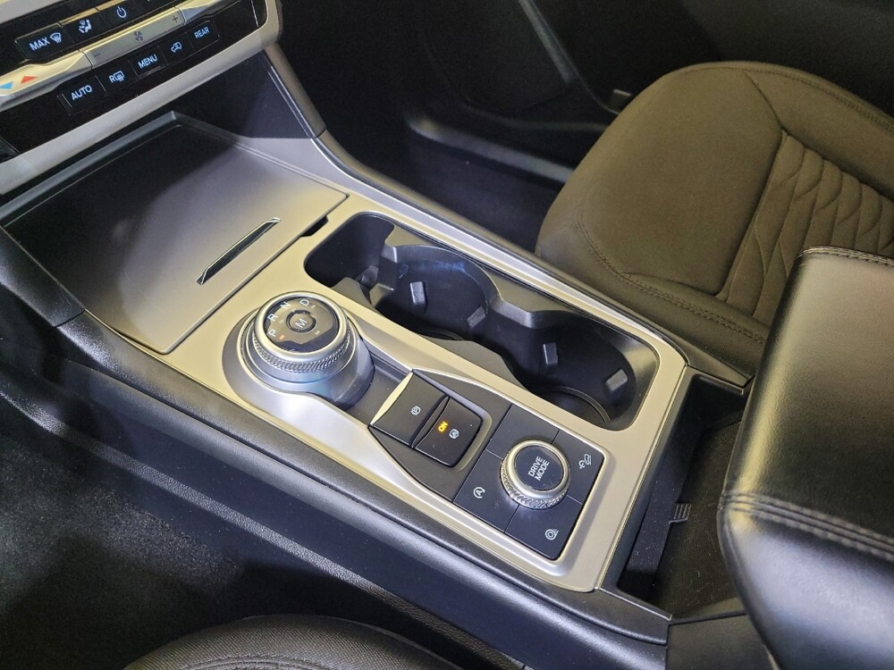 2020 Ford Explorer in Toledo, OH 43617 - 18124806 26