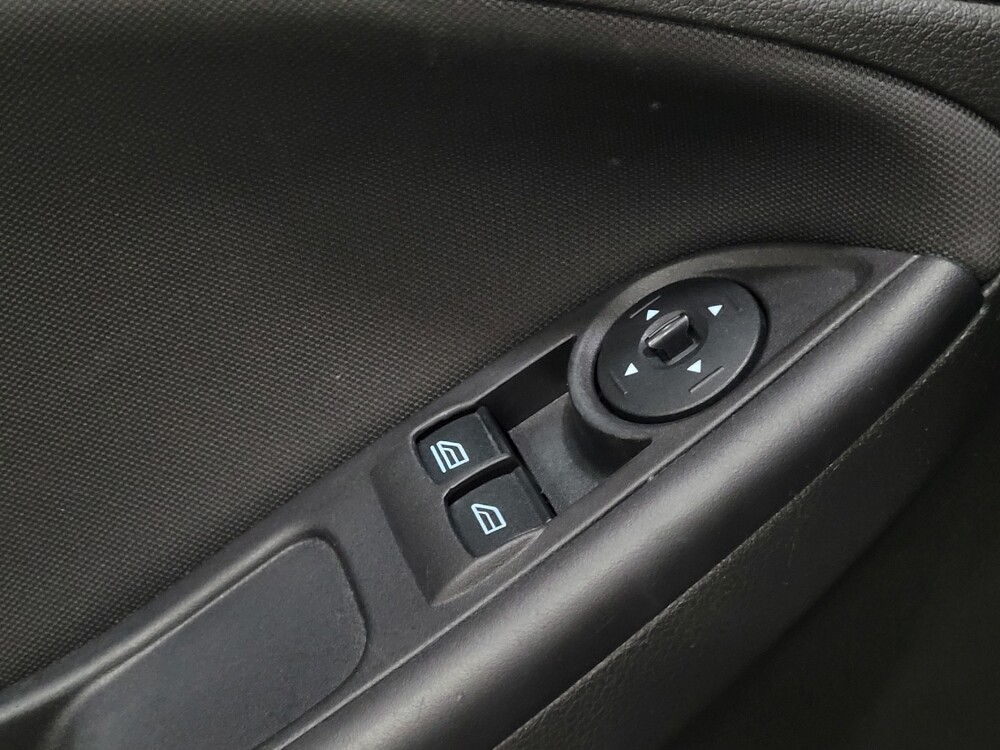 2017 Ford Focus in Owings Mills, MD 21117 - 18124817 27