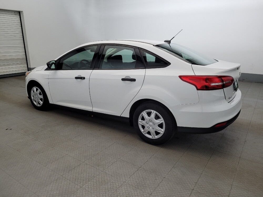 2017 Ford Focus in Owings Mills, MD 21117 - 18124817 3