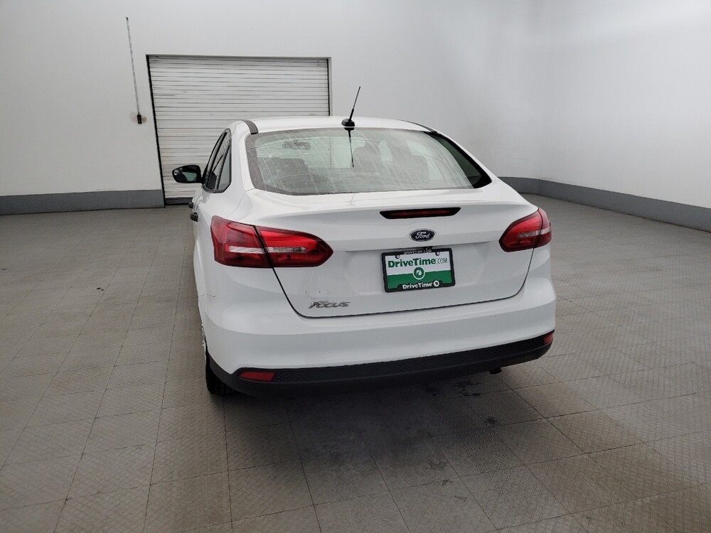 2017 Ford Focus in Owings Mills, MD 21117 - 18124817 6