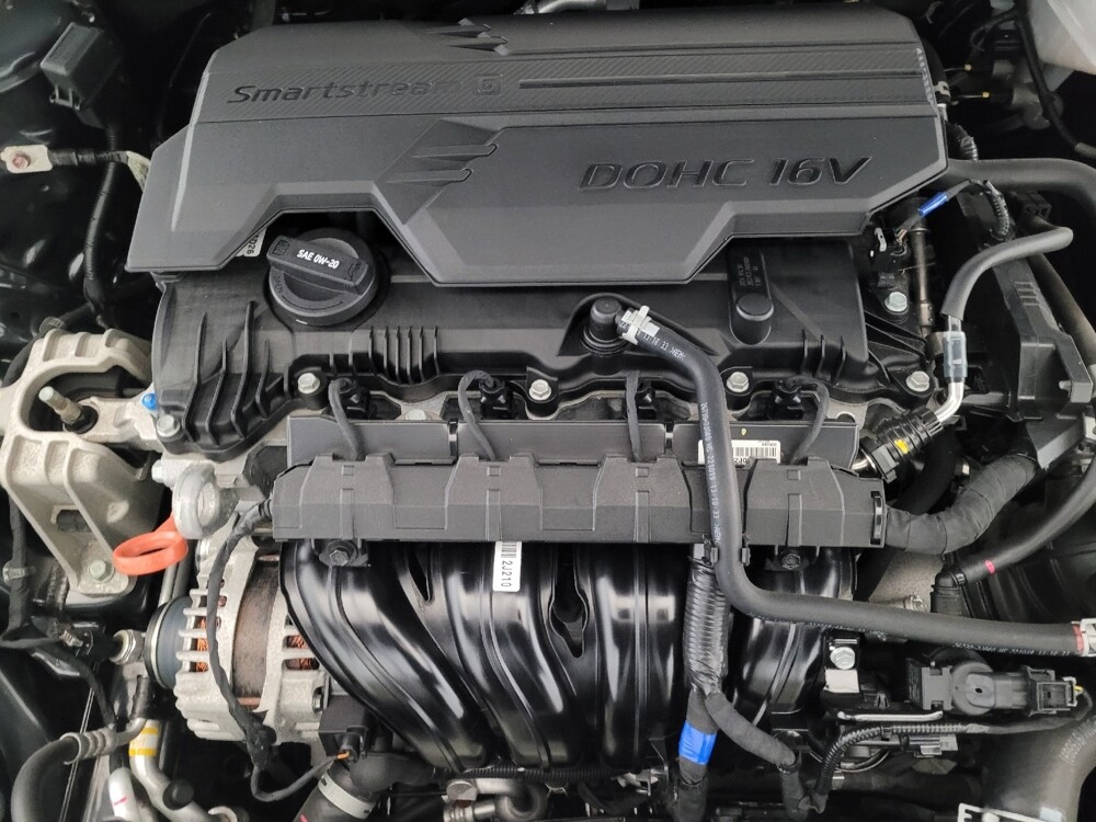 2023 Hyundai Elantra in Pittsburgh, PA 15237 - 18124823 30