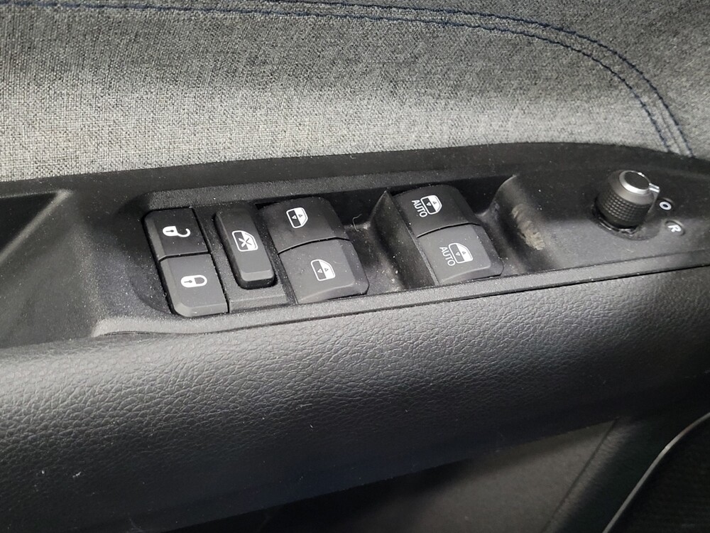 2022 Jeep Compass in Pittsburgh, PA 15236 - 18124825 27