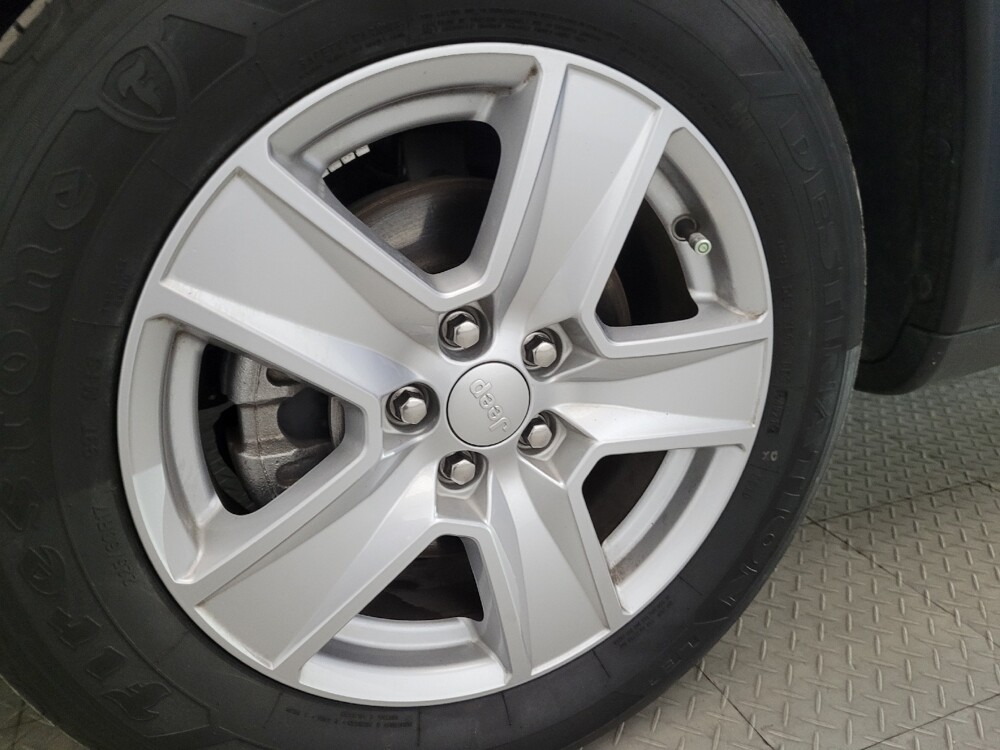 2022 Jeep Compass in Pittsburgh, PA 15236 - 18124825 31