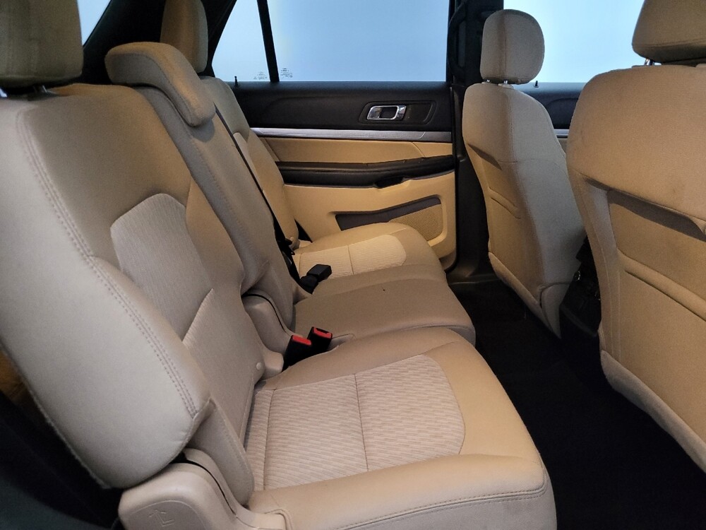 2017 Ford Explorer in Pittsburgh, PA 15236 - 18124827 19