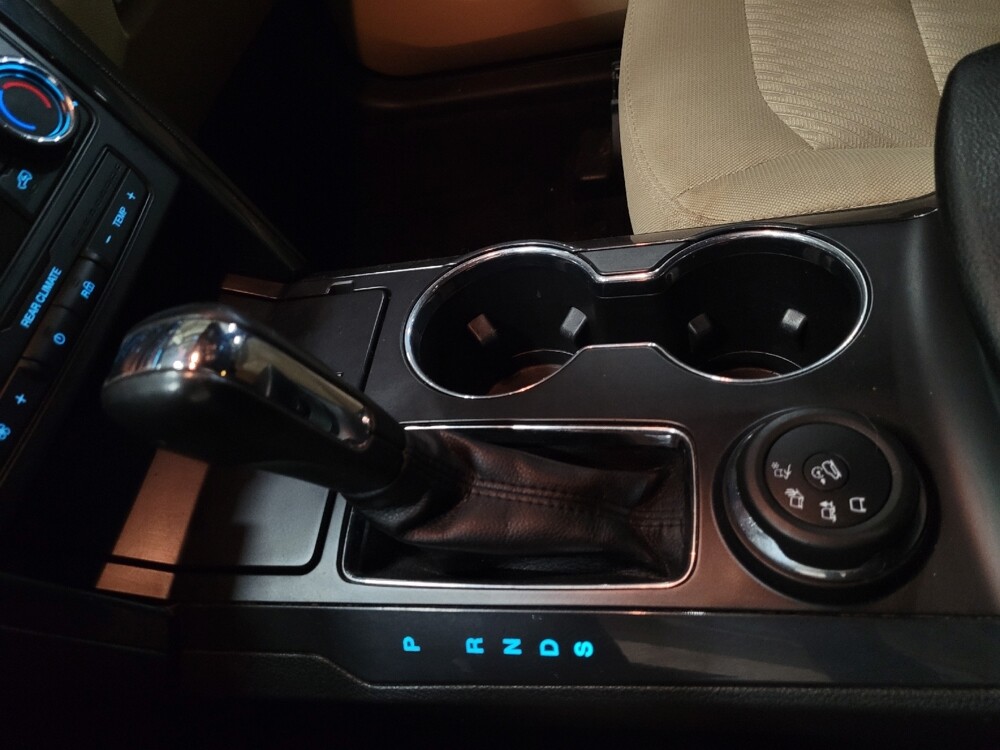 2017 Ford Explorer in Pittsburgh, PA 15236 - 18124827 26