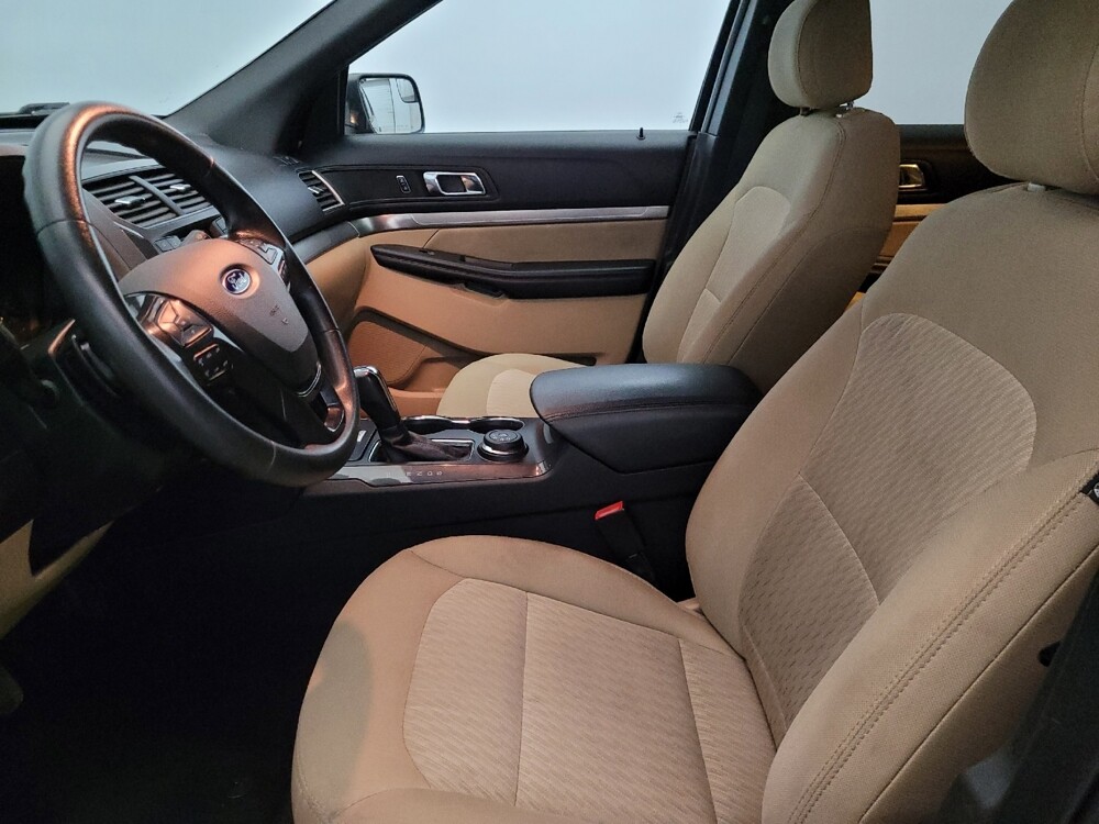 2017 Ford Explorer in Pittsburgh, PA 15236 - 18124827 17