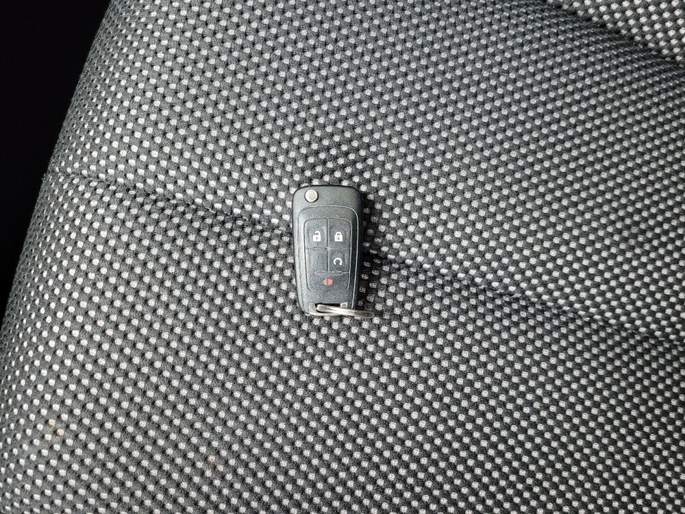 2015 Chevrolet Equinox in Allentown, PA 18103 - 18124833 32