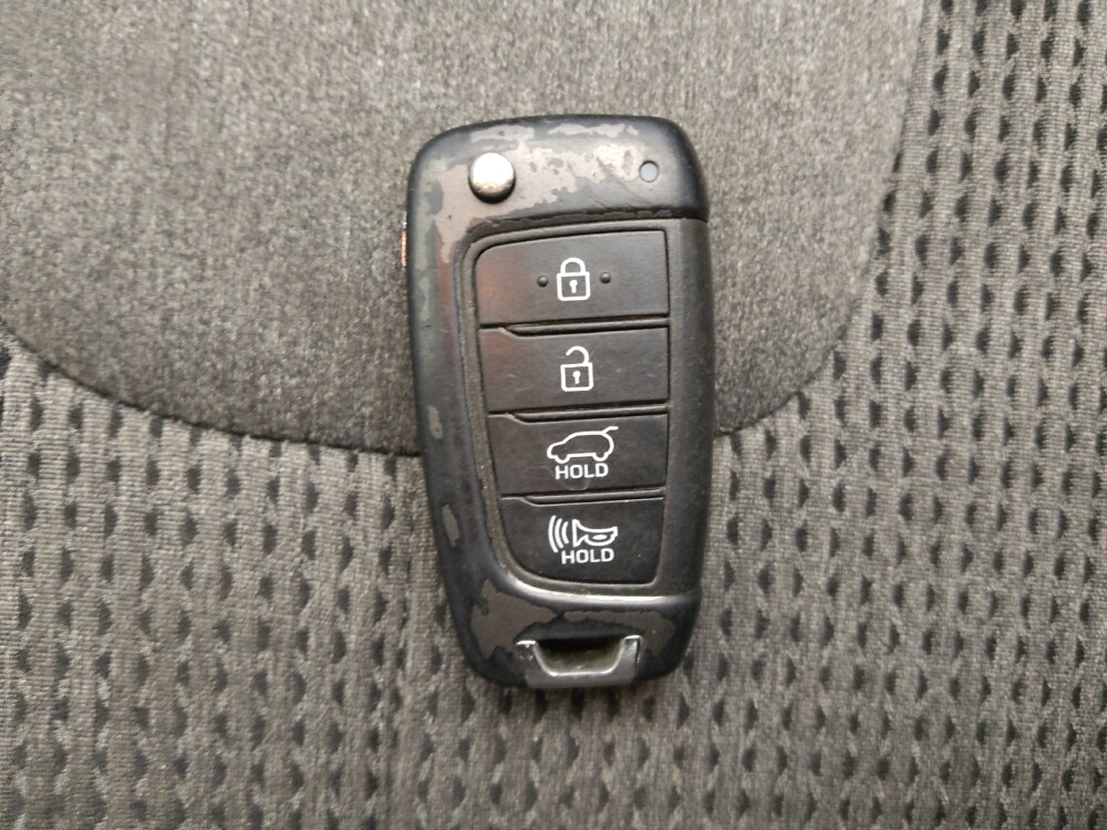 2019 Hyundai Santa Fe in Wichita, KS 67207 - 18124840 32