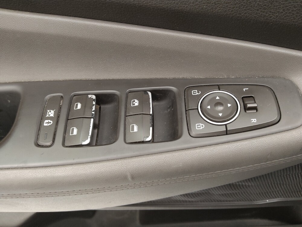 2019 Hyundai Santa Fe in Wichita, KS 67207 - 18124840 27