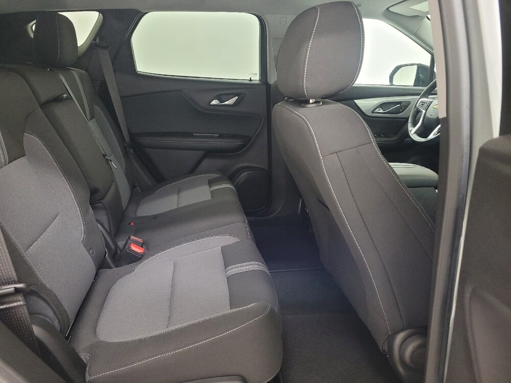 2024 Chevrolet Blazer in St. Louis, MO 63125 - 18124842 19