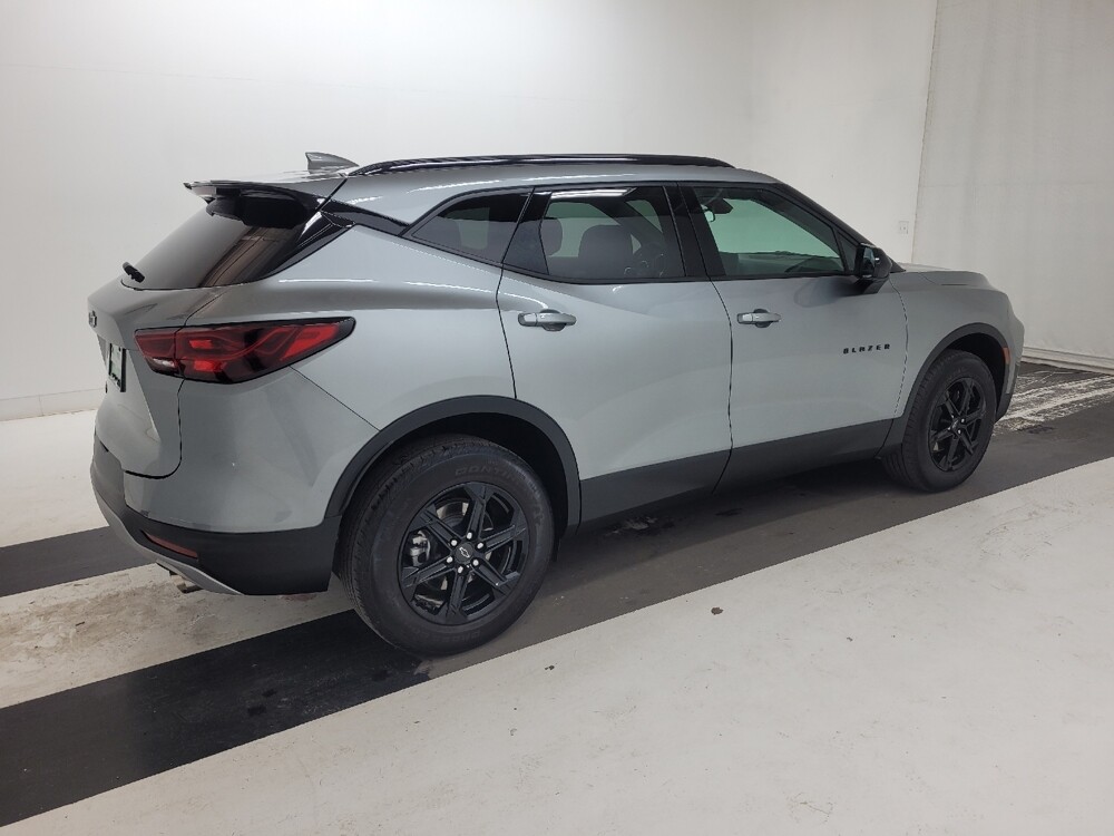 2024 Chevrolet Blazer in St. Louis, MO 63125 - 18124842 10