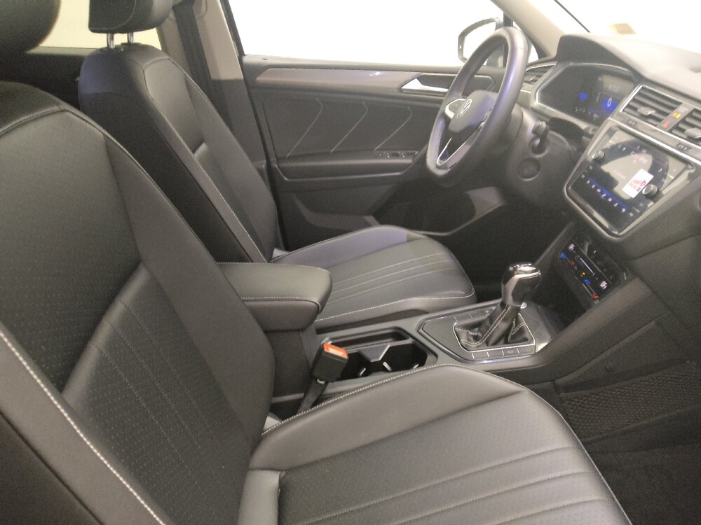 2023 Volkswagen Tiguan in Lombard, IL 60148 - 18124843 21