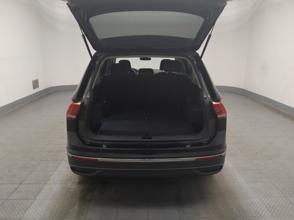 2023 Volkswagen Tiguan in Lombard, IL 60148 - 18124843 29