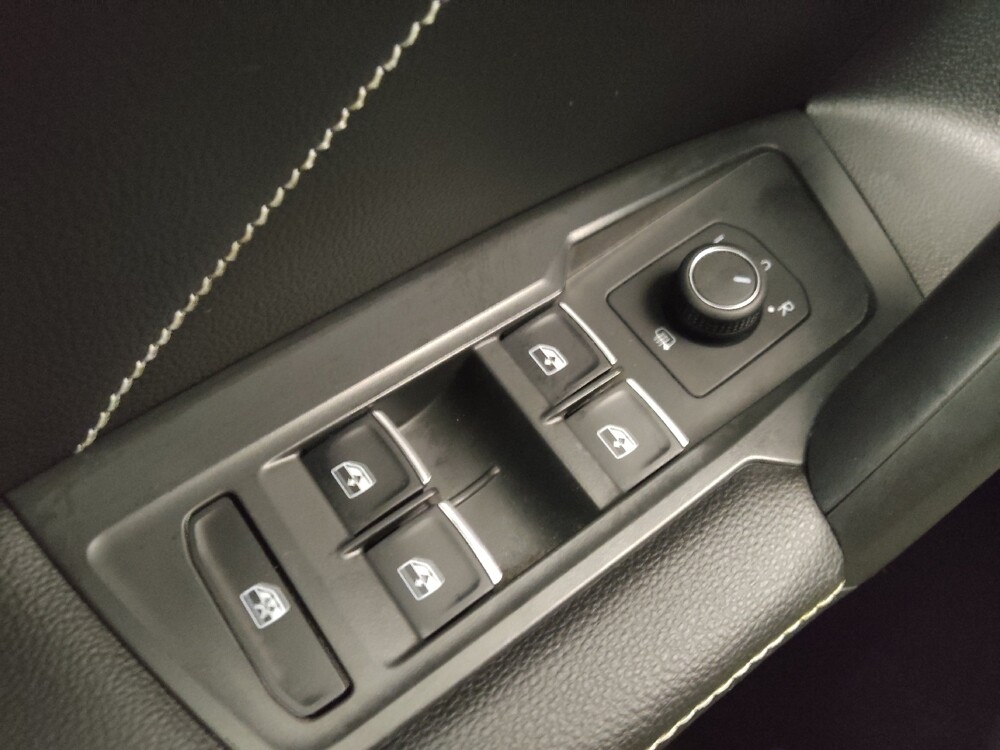 2023 Volkswagen Tiguan in Lombard, IL 60148 - 18124843 27